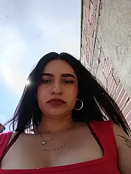 Sky  19 online show from June 4, 8:02 pm