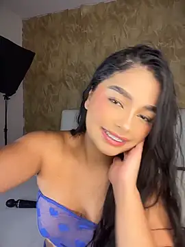 EvasBlazeXXX online show from May 11, 1:23 pm