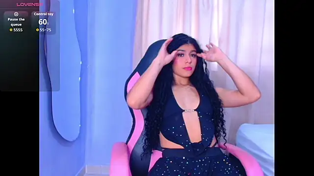 kittycum777 online show from April 29, 8:59 pm