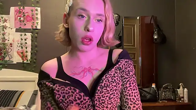 Miss Amy00 online show from June 11, 9:56 pm