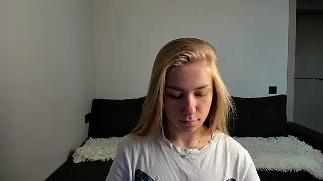 AnnaAlexArti online show from July 3, 6:31 am