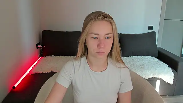 AnnaAlexArti online show from July 22, 5:20 am