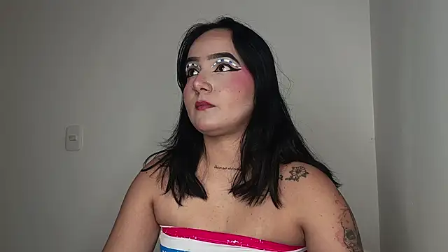 lucyparker 28 online show from June 16, 2:22 am