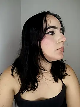 lucyparker 28 online show from May 13, 4:08 am