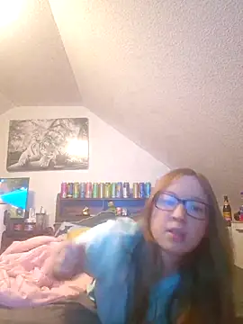 Freaky-Doll online show from June 7, 7:19 pm