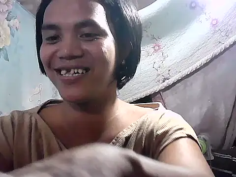 Snapshot of bj_l0ve chatting on June 1, 6:13 am bj l0ve online show from June 1, 6:13 am