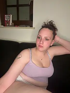 CuteBeaX online show from June 18, 8:03 pm