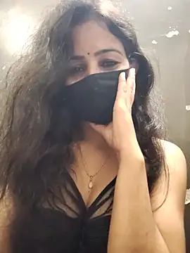 Kanika 76 online show from July 10, 9:48 pm