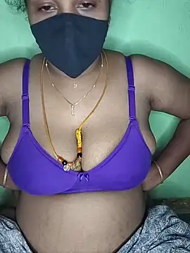 Snapshot of tamil_butterfly chatting on June 18, 6:13 pm tamil butterfly online show from June 18, 6:13 pm
