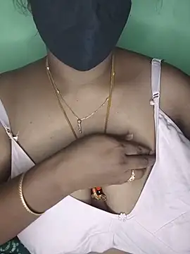 Snapshot of tamil_butterfly chatting on June 17, 9:19 am tamil butterfly online show from June 17, 9:19 am