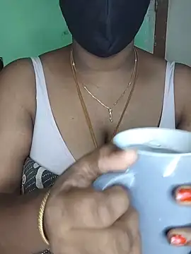 Snapshot of tamil_butterfly chatting on June 2, 3:06 am tamil butterfly online show from June 2, 3:06 am