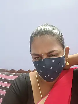 cathrine92 online show from May 15, 10:52 pm