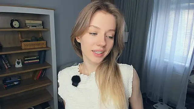 katemossse online show from April 30, 9:38 am