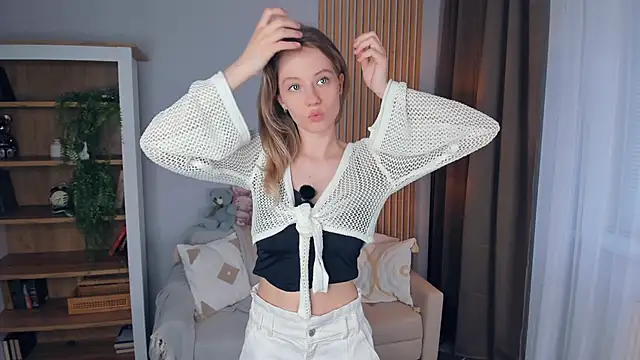 Snapshot of katemossse chatting on May 11, 2:45 pm katemossse online show from May 11, 2:45 pm