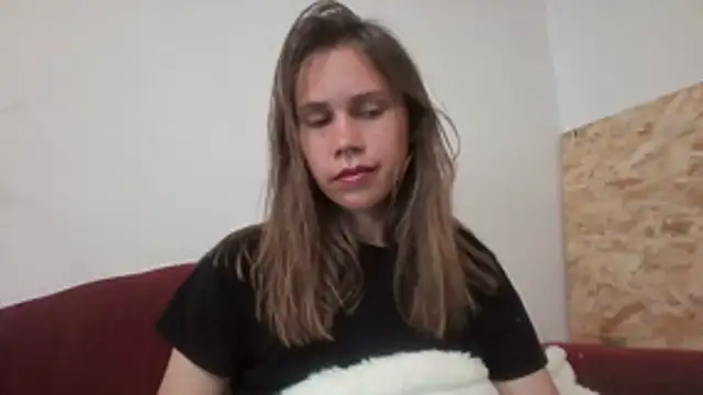 Snapshot of Lisahoppii chatting on May 12, 3:07 pm Lisahoppii online show from May 12, 3:07 pm