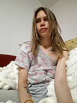 Snapshot of Lisahoppii chatting on May 15, 9:57 pm Lisahoppii online show from May 15, 9:57 pm