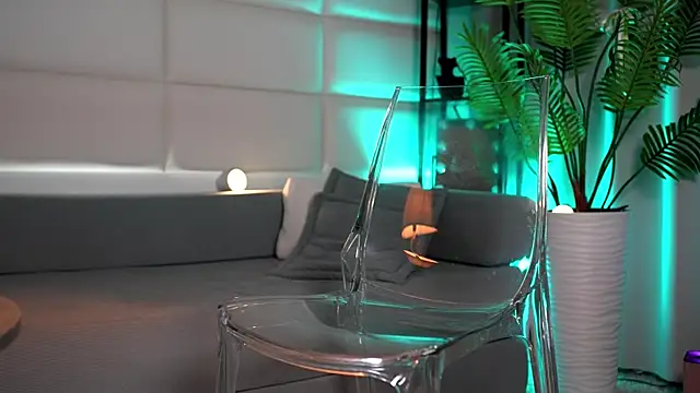 Juliadragon online show from October 30, 11:56 pm