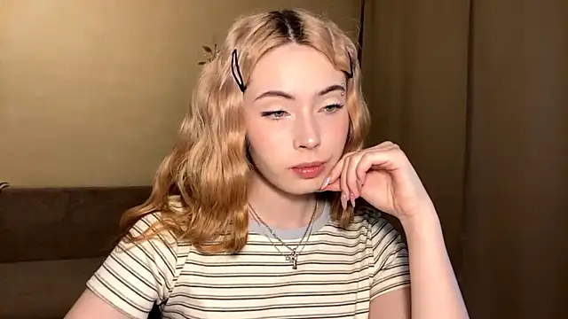 Snapshot of JacquiKelder chatting on May 11, 1:23 pm JacquiKelder online show from May 11, 1:23 pm
