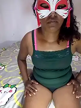 Kristeena- online show from May 7, 3:11 am
