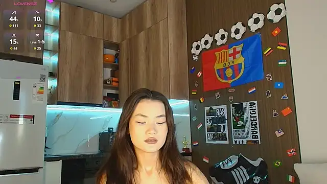seddielin online show from June 24, 11:57 pm