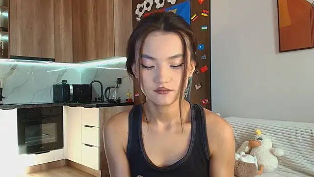 seddielin online show from June 26, 1:33 am
