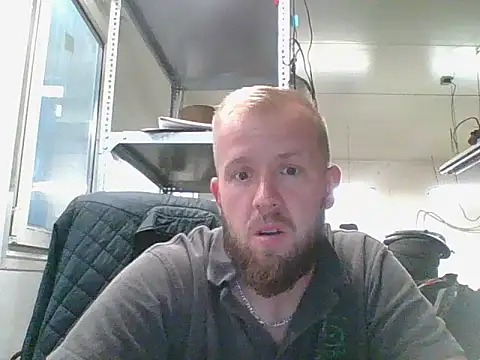 Snapshot of bardiauto chatting on June 17, 4:23 am bardiauto online show from June 17, 4:23 am