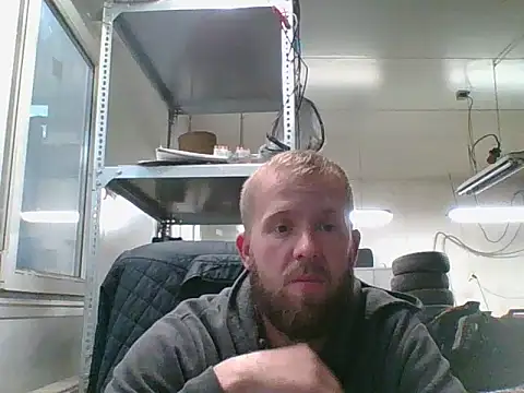 Snapshot of bardiauto chatting on May 12, 4:42 am bardiauto online show from May 12, 4:42 am