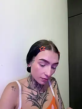 she-dulce online show from May 6, 8:57 pm
