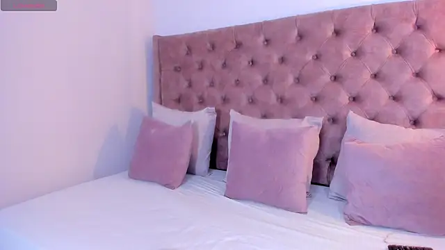 Snapshot of connie_ossaa chatting on June 25, 4:54 am connie ossaa online show from June 25, 4:54 am