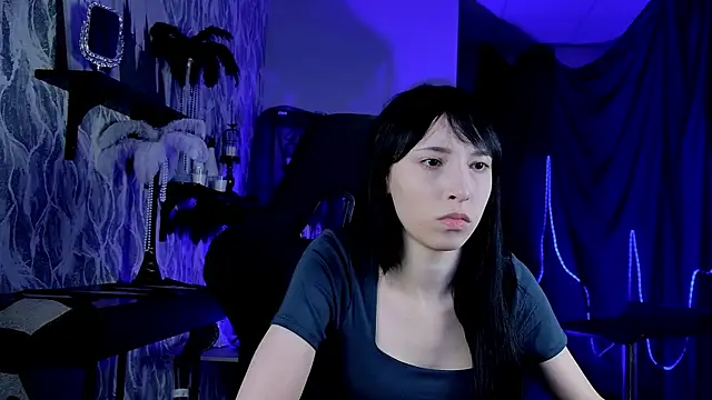 Snapshot of SeraphineSparda chatting on July 6, 11:50 am SeraphineSparda online show from July 6, 11:50 am