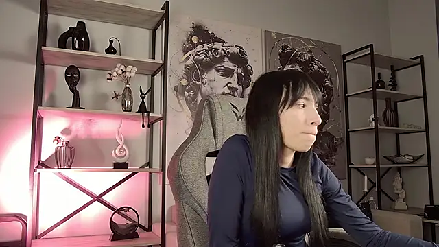 Snapshot of SeraphineSparda chatting on June 1, 11:21 am SeraphineSparda online show from June 1, 11:21 am