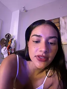 Snapshot of Sweet_celene chatting on June 20, 3:17 pm Sweet celene online show from June 20, 3:17 pm