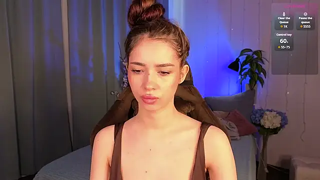 Monica Venom online show from June 4, 1:27 pm