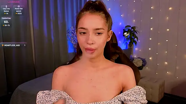 Monica Venom online show from June 10, 1:34 pm