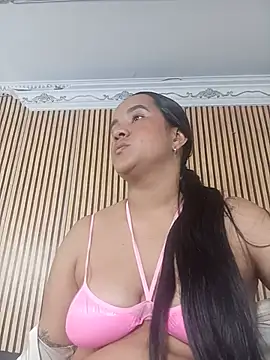 Snapshot of NATY_BUSTOS chatting on May 30, 1:56 am NATY BUSTOS online show from May 30, 1:56 am