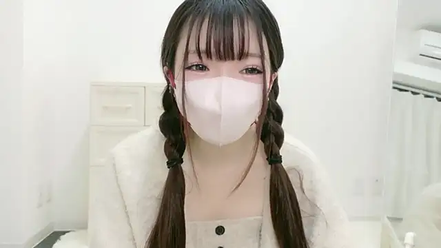 renochan v online show from May 3, 2:53 pm
