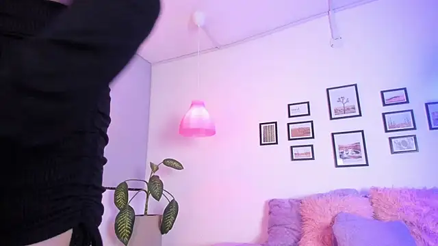 Kendaall sweet online show from June 7, 3:34 am