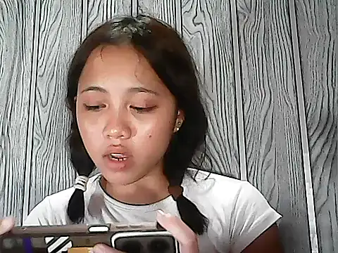 Yours AsianPinayGirl18 online show from July 23, 2:03 pm