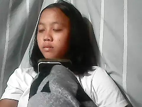 Yours AsianPinayGirl18 online show from June 3, 8:57 pm