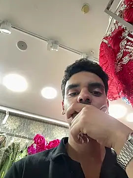 aliahmed6677 online show from May 25, 12:59 pm