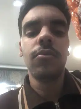 aliahmed6677 online show from May 9, 9:56 am
