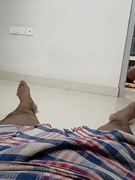 Snapshot of Rohit657600 chatting on June 7, 6:57 pm Rohit657600 online show from June 7, 6:57 pm