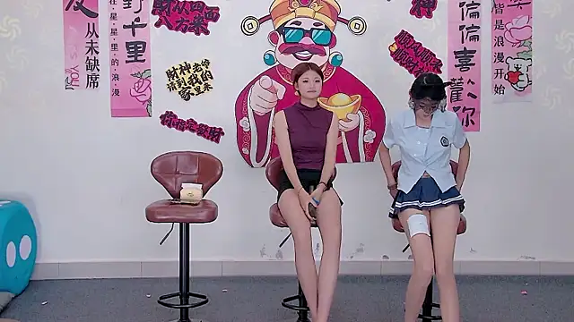 LS-0001 online show from June 5, 6:57 pm