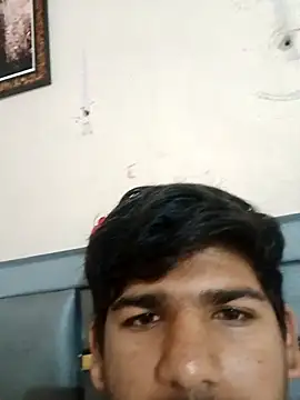 dhaval44323 online show from April 29, 8:59 pm