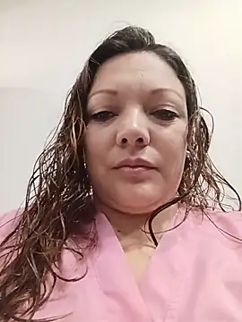 Snapshot of SAMANTHA--02 chatting on June 1, 12:49 pm SAMANTHA--02 online show from June 1, 12:49 pm