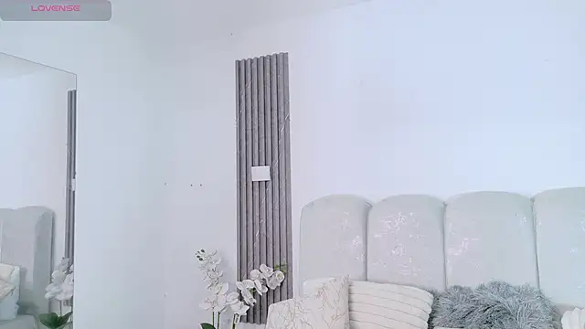 ScarlettVelvet online show from May 20, 12:57 pm