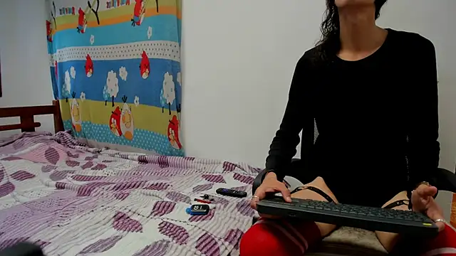 Vannellope vladimir online show from May 5, 2:42 pm