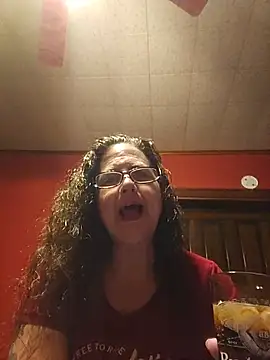 Harleygirl73 online show from June 10, 2:46 am