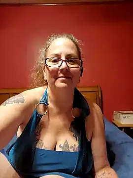 Harleygirl73 online show from May 31, 1:11 am