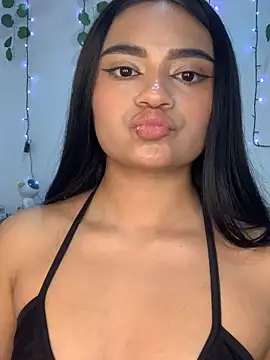 angiee boo1 online show from May 12, 9:43 pm